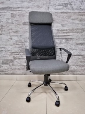 Кресло Barneo K-116 для персонала (серая ткань, черная сетка) в Сургуте - surgut.mebel-74.com | фото
