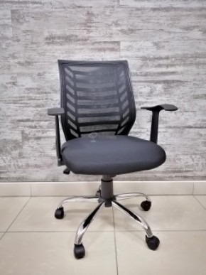 Кресло Barneo K-138 для персонала (черная ткань черная сетка) в Сургуте - surgut.mebel-74.com | фото